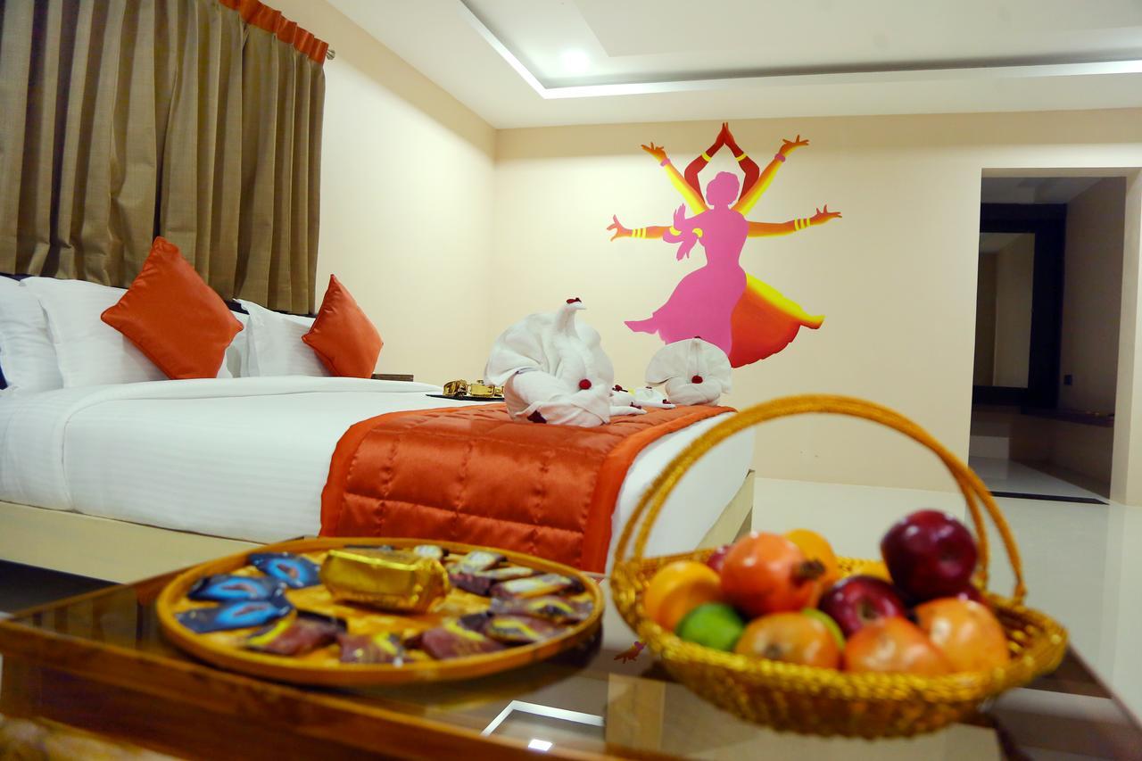 Athena Hotel Tiruvannāmalai Εξωτερικό φωτογραφία